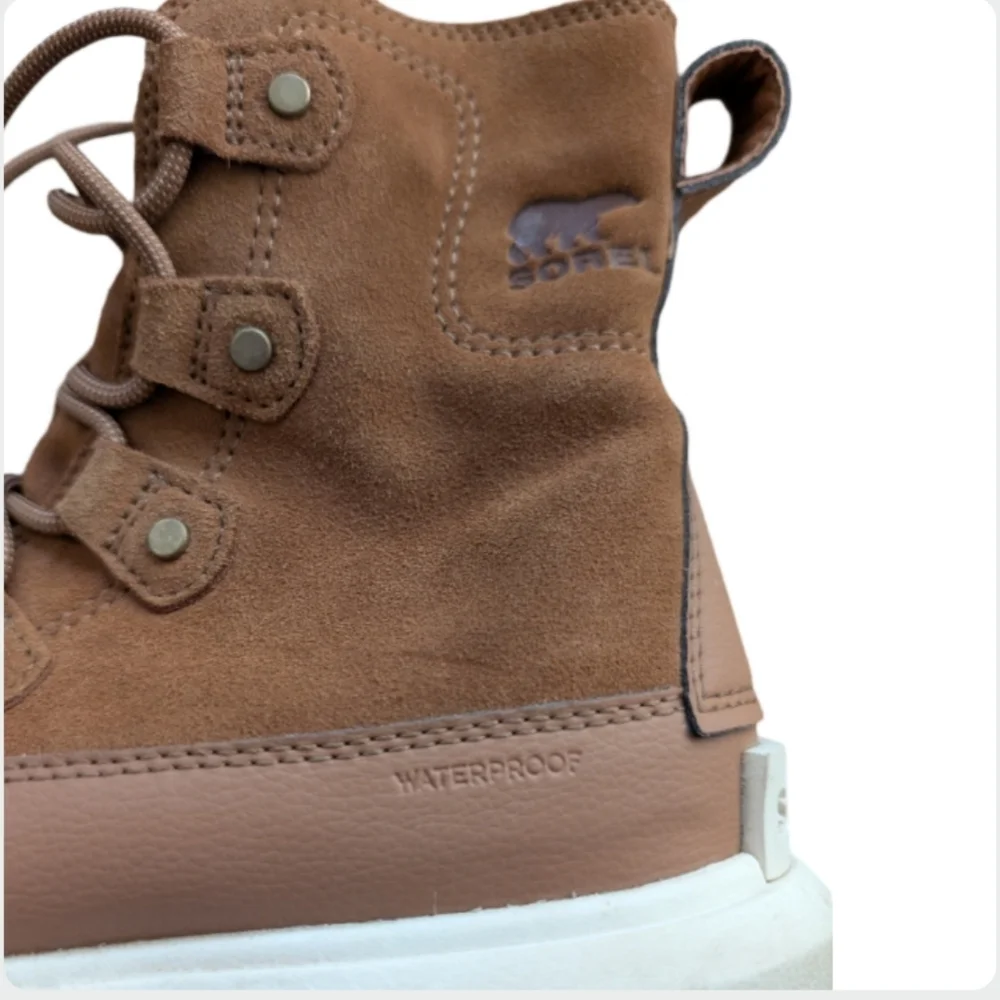SOREL Waterproof Boots  Youth 2 (fits Women's 4)